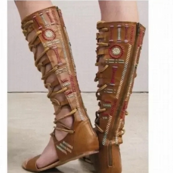 Free People Bellflower Zip Ip Embroidered Gladiator Sandals Size 37 6.5/7 US - Picture 1 of 9